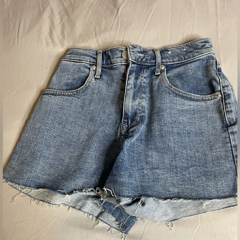 Express mom short high-rise size 0
